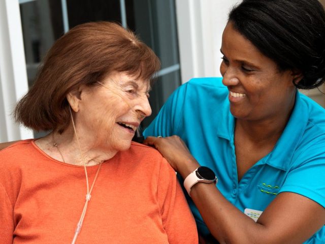 Advancing CNA Careers through Medication Aide Training