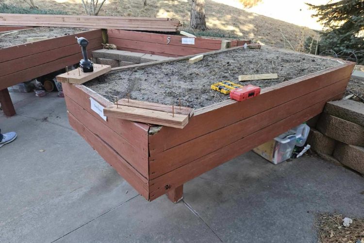 Someren Glen Garden Boxes being repaired Someren Glen Garden Boxes being repaired