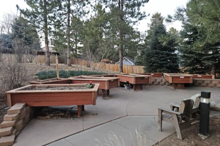 Someren Glen's repaired garden boxes Someren Glen's repaired garden boxes